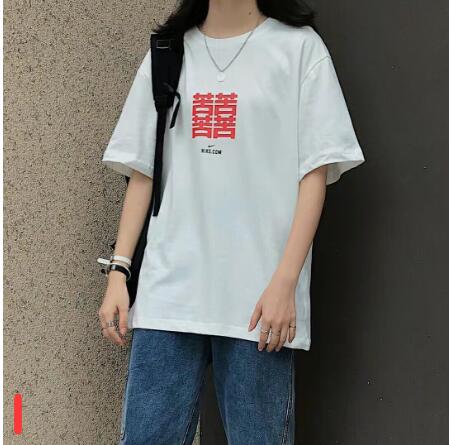 Tシャツ　　レディース　　夏　　ファッション　　Nike