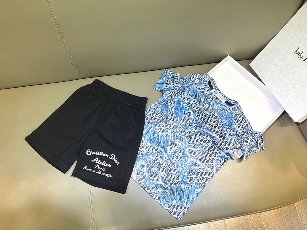 Dior【ディオール】子供服　セットアップ 　Tシャツ　ショパン　90-150ｃｍ