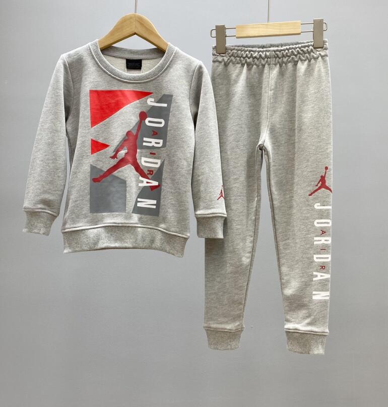 Jordan 長袖　Tシャツ　 トップス　パンツ　セットアップ　上下セット