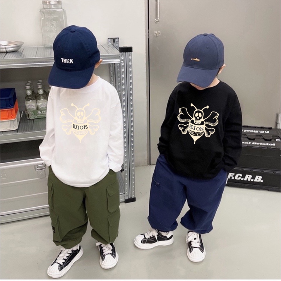 Dior 【ディオール】子供服　 春秋　Ｔシャツ　長袖　100-150㎝