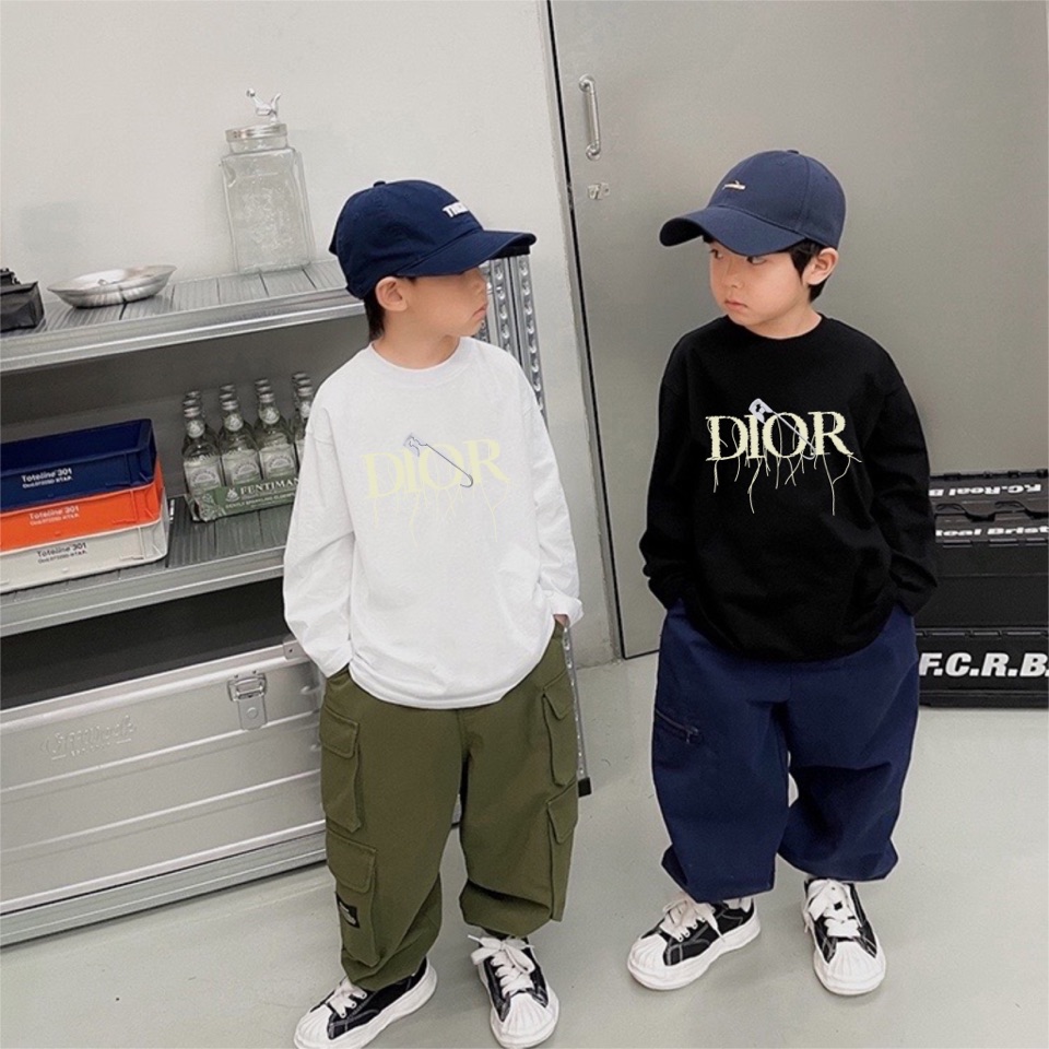 Dior 【ディオール】子供服　 春秋　Ｔシャツ　長袖　100-150㎝