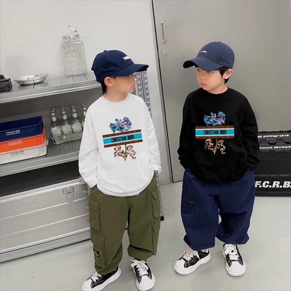 Dior 【ディオール】子供服　 春秋　Ｔシャツ　長袖　100-150㎝
