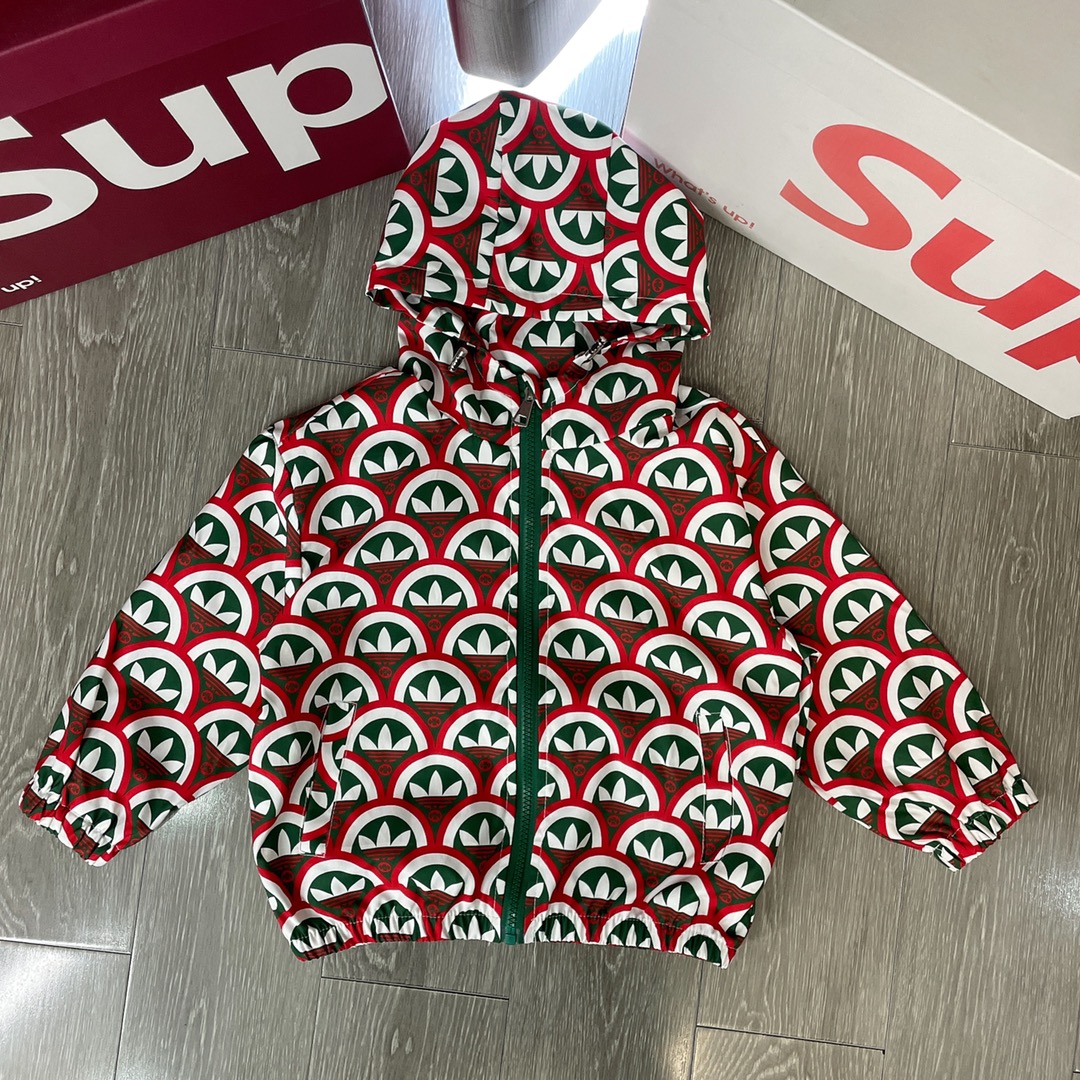 GUCCI【グッチ】 子供服　スタジャン  ジャケット　春秋　100-150cm