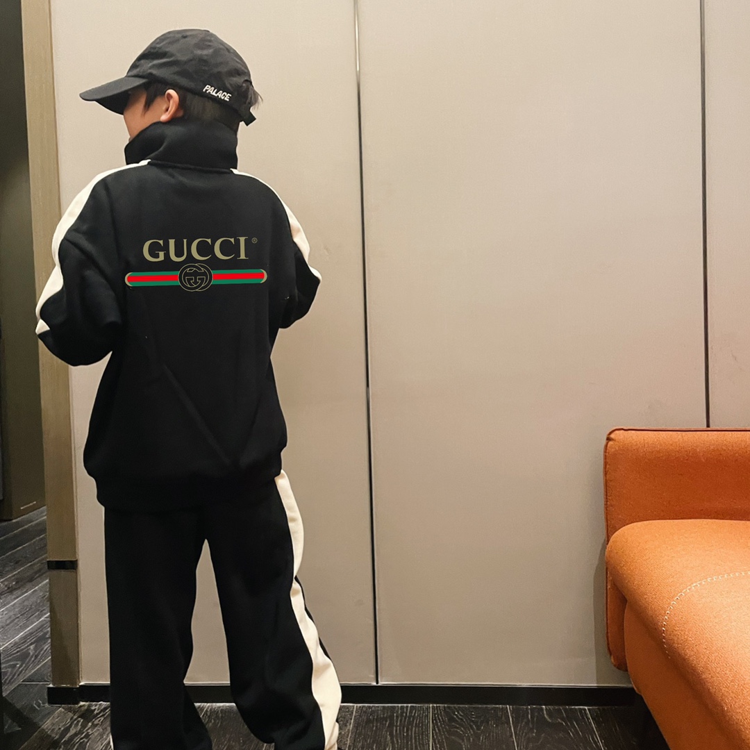 TGB ショッピング / GUCCI【グッチ】 子供服 セットアップ コート＋