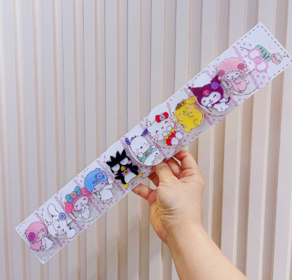 サンリオシリーズ　クリップ　ヘアピン 　子供　可愛い　レディース